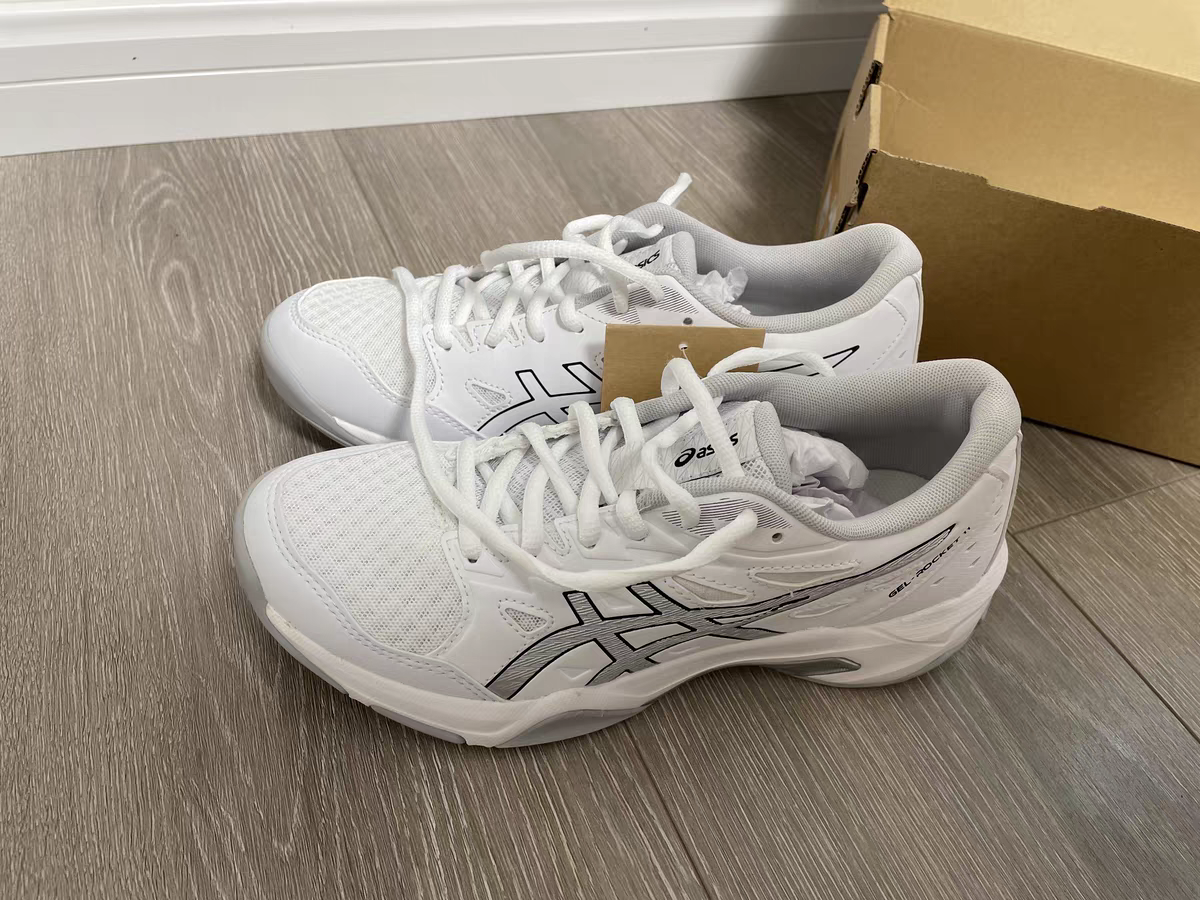 Asics Gel Rocket 11 训练鞋，助你成为运动达人！🔥💪