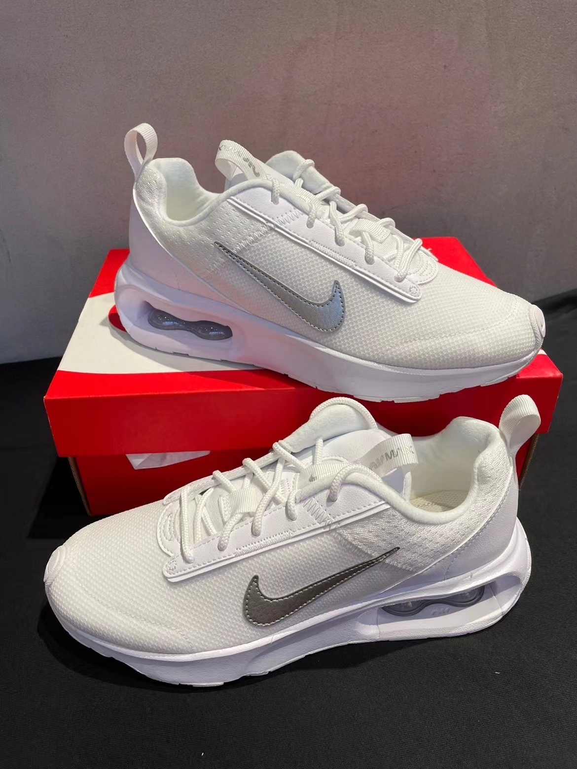 纯白nike小白鞋是我的菜！
