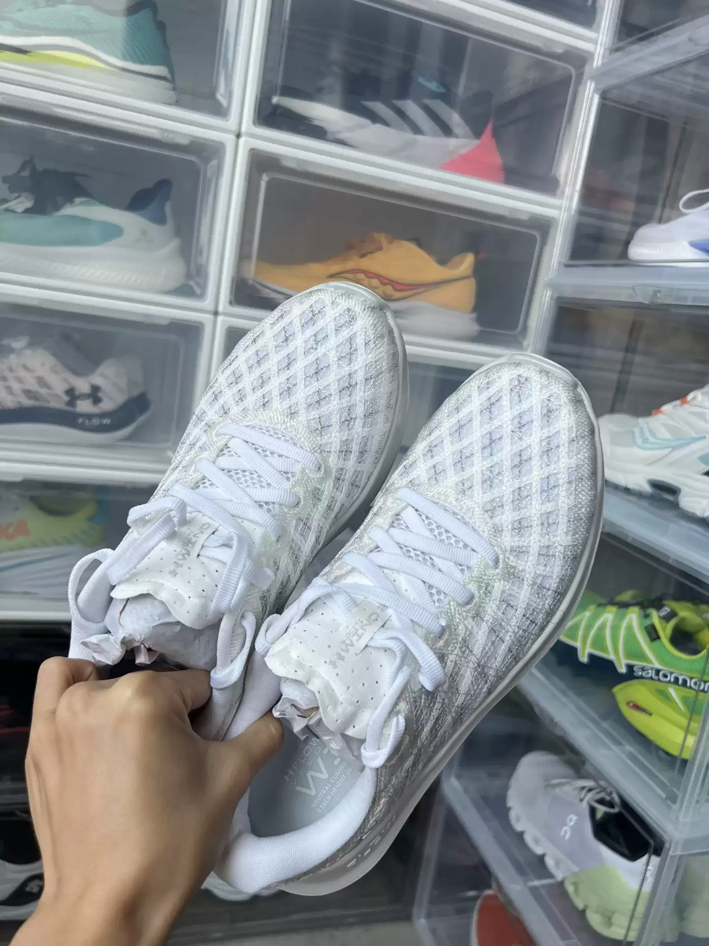 戴上这双鞋，解锁你的潜能，让身体和心灵一起飞翔吧！✨🏃‍♂️