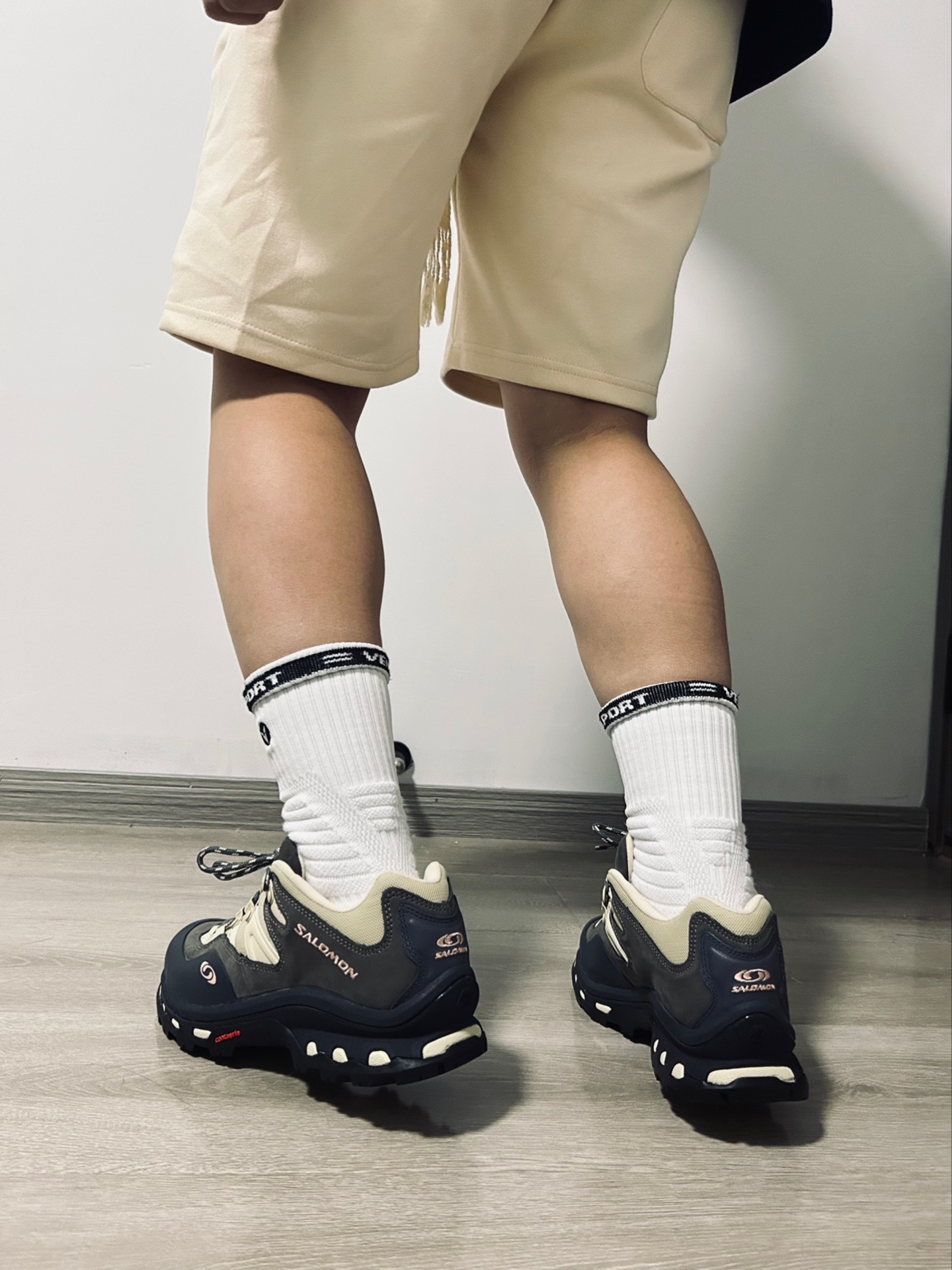 这双小众的Salomon真的要不要那么帅啊！！ 🔥