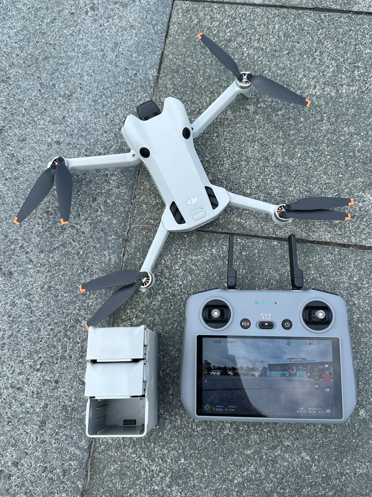 全能迷你航拍机，大疆mini4 pro