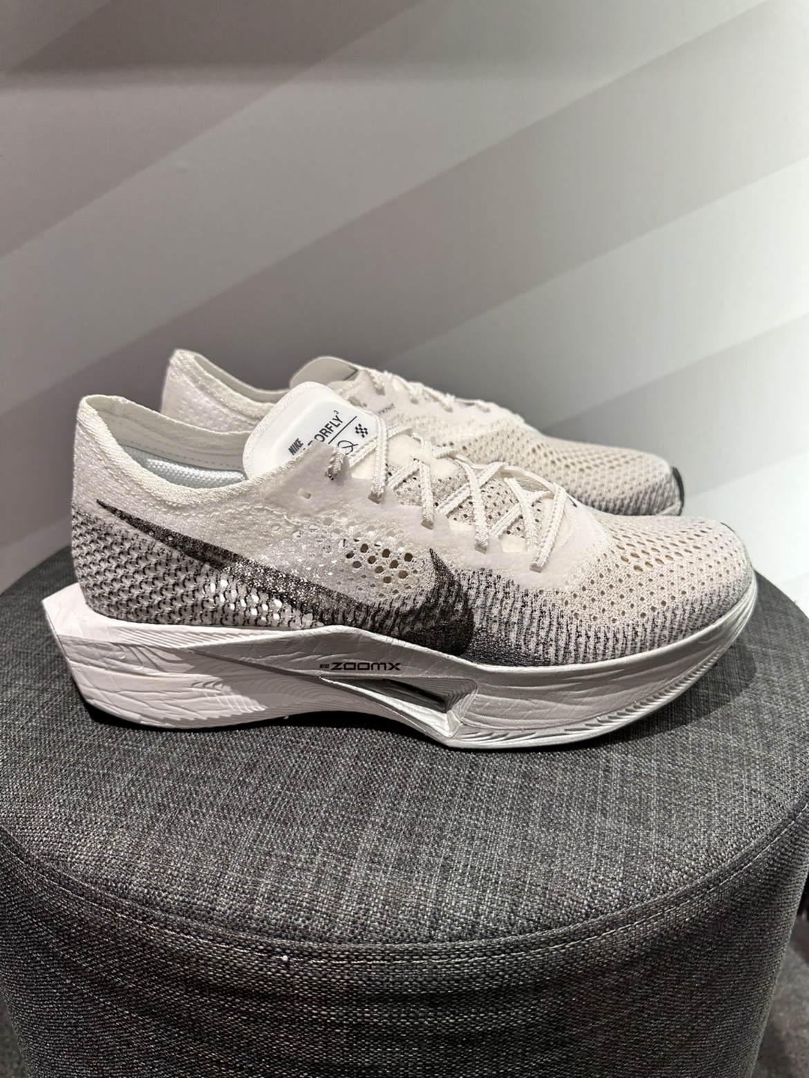 这双千元级别的Vaporfly Next%3值得入手吗？