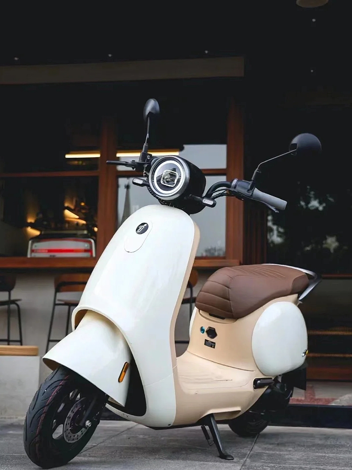 酷炫时尚电动出行神器！九号小Q Q系列电动摩托车解锁新潮玩法！🛵✨