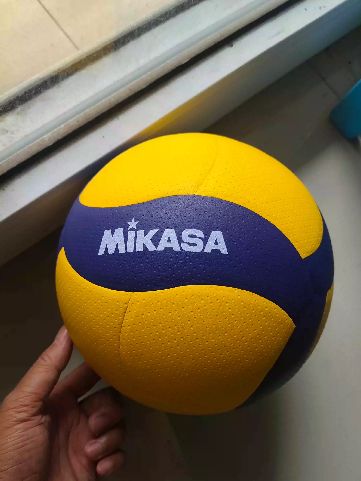 为你带来绝对的竞技优势！🌟🏐MIKASA V300W