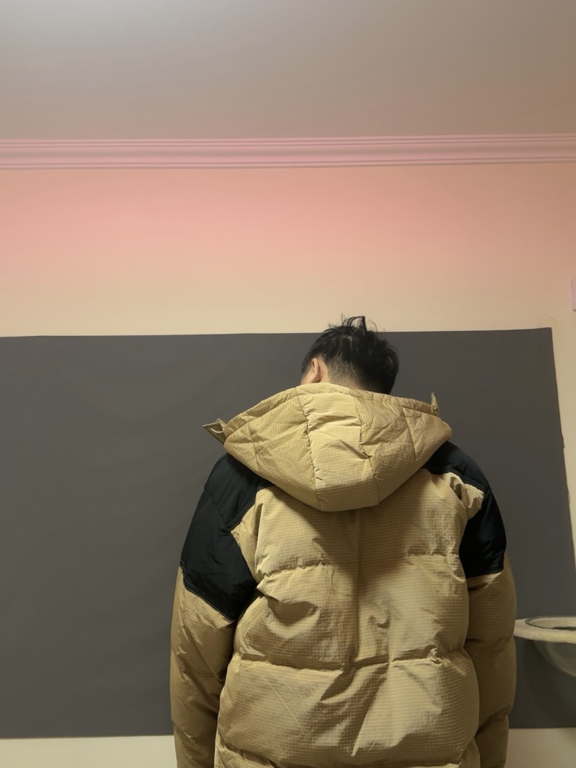 情侣穿搭 秋冬要暖和贴贴