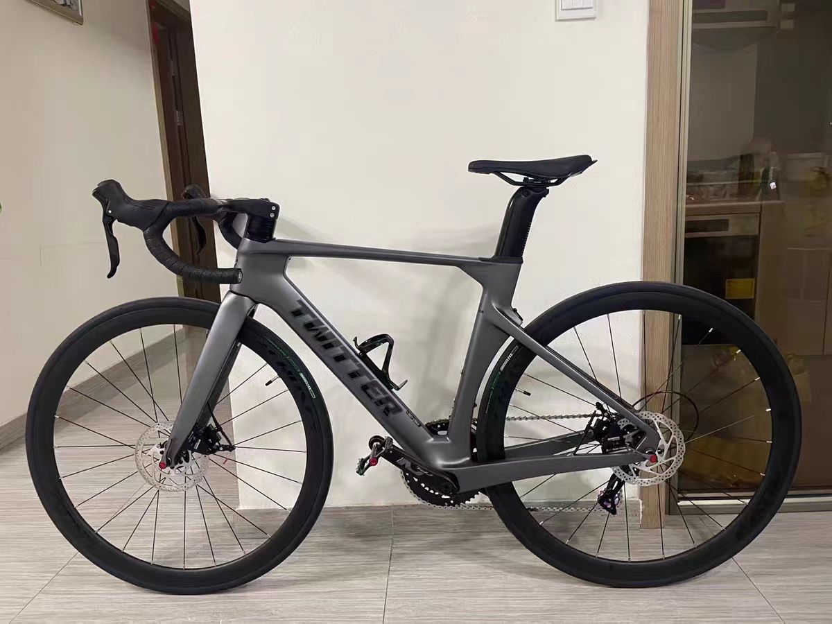 入手新车：骓特 R10😎