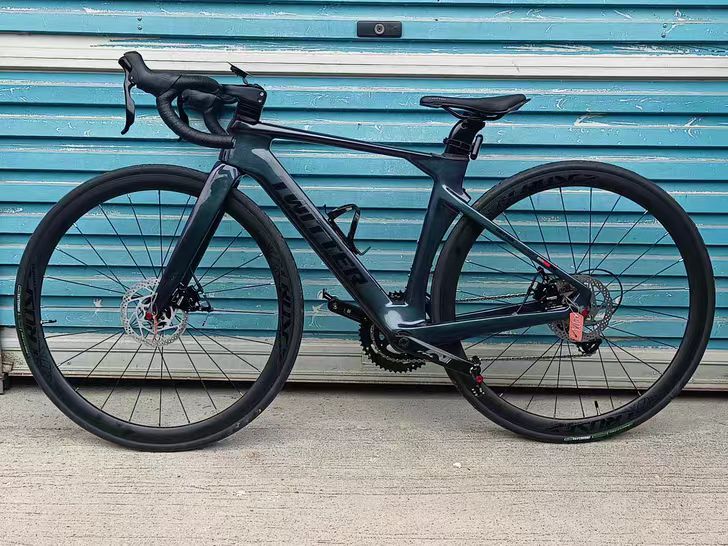 帅飞了！ 骓特 R10 公路车