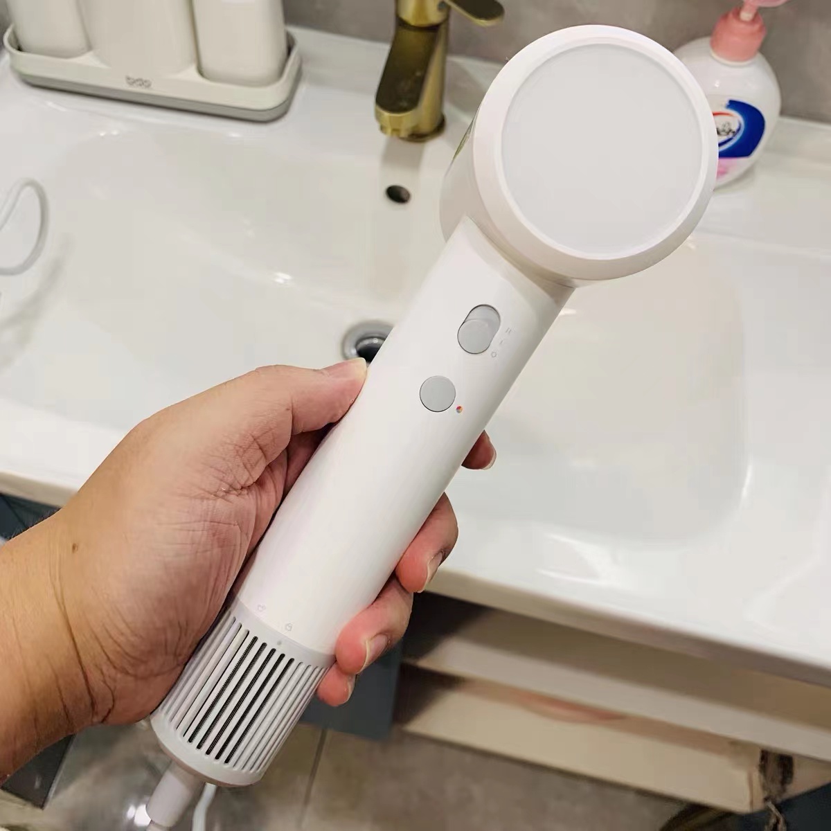 颜值在线的米家吹风机