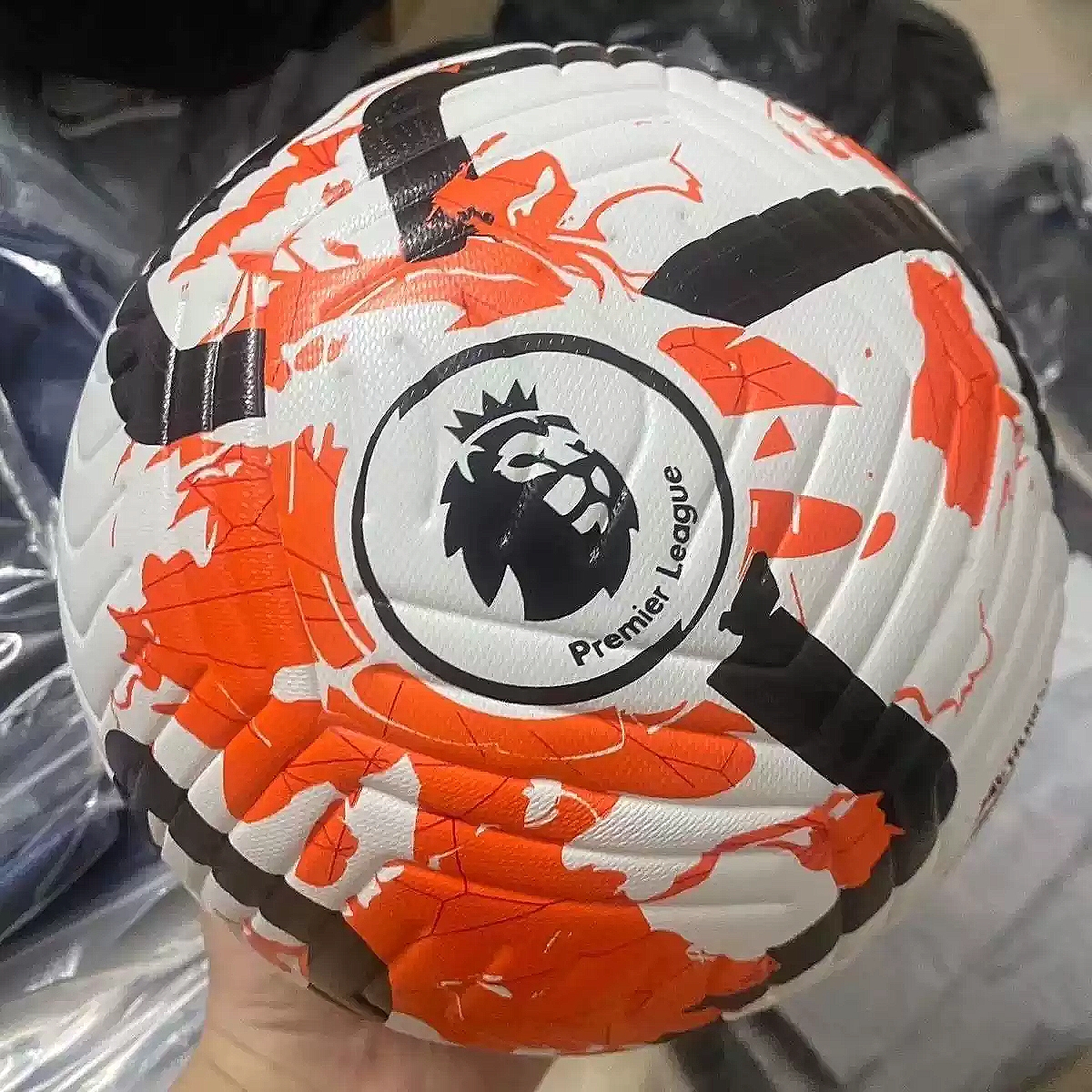 ⚽️不论是训练还是比赛，都要保持积极乐观的心态，享受每一刻的奔跑与激情！