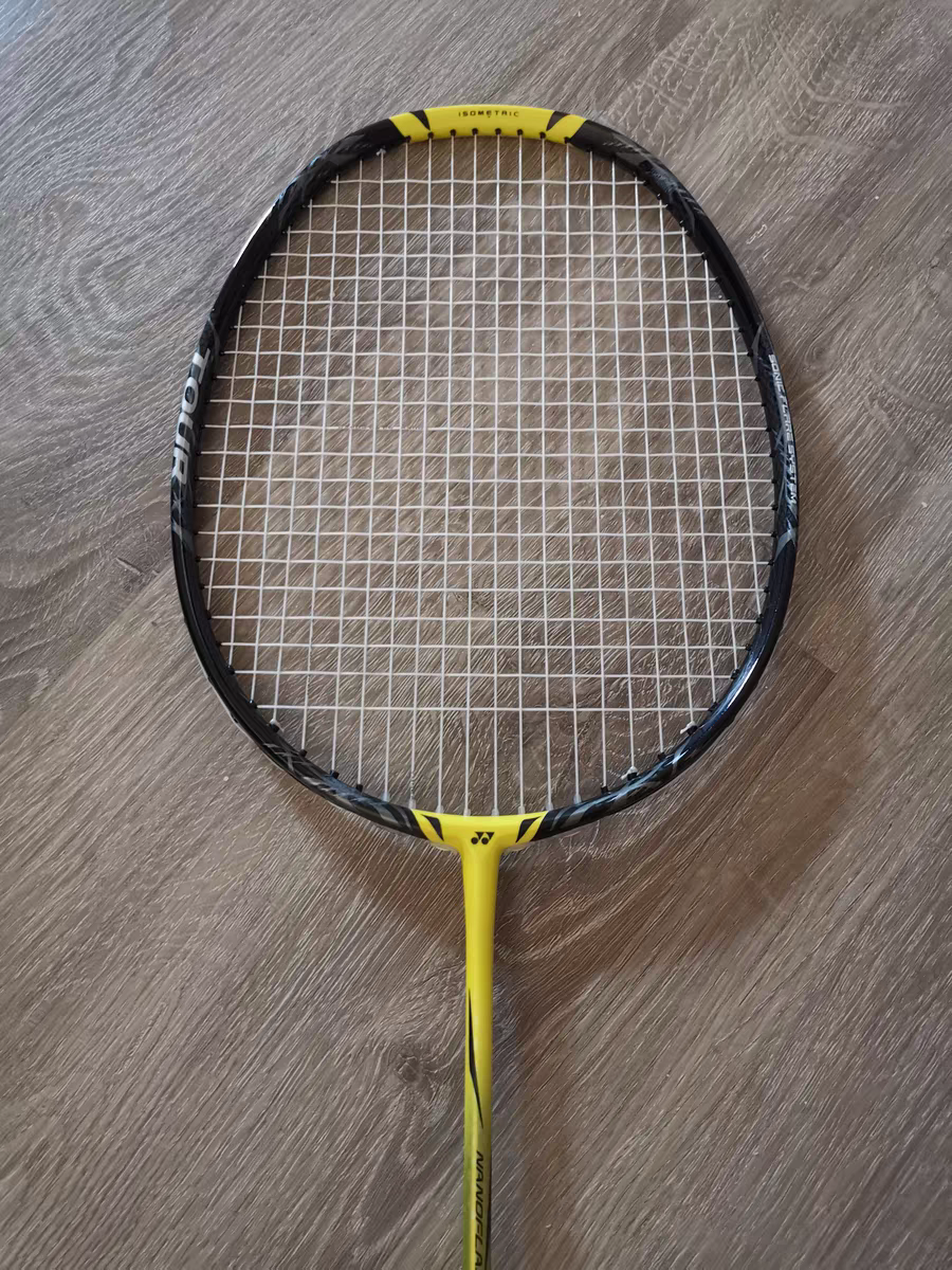 真实测评：尤尼克斯疾光1000tour