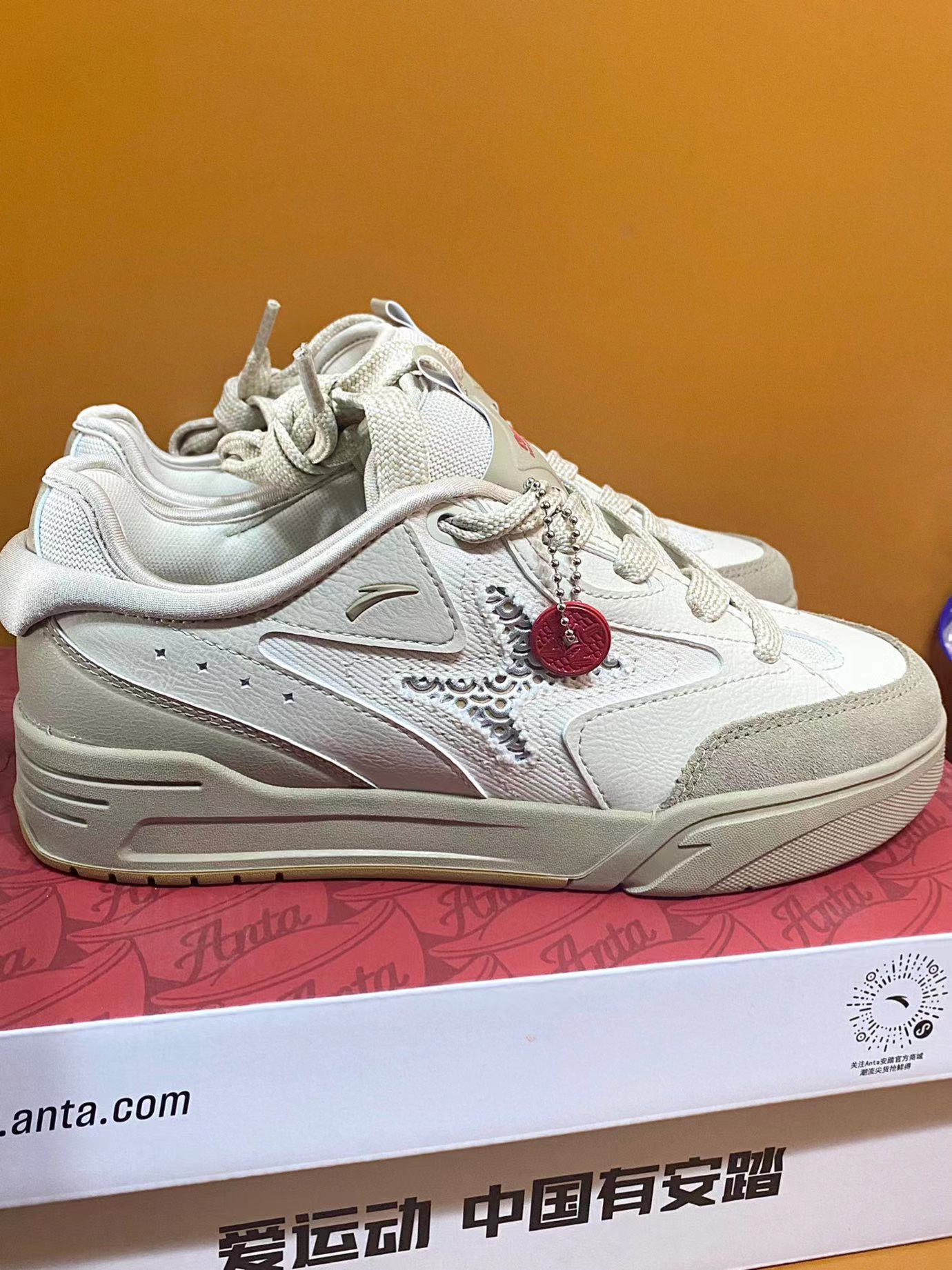 元旦和过年穿一双就够啦🧨