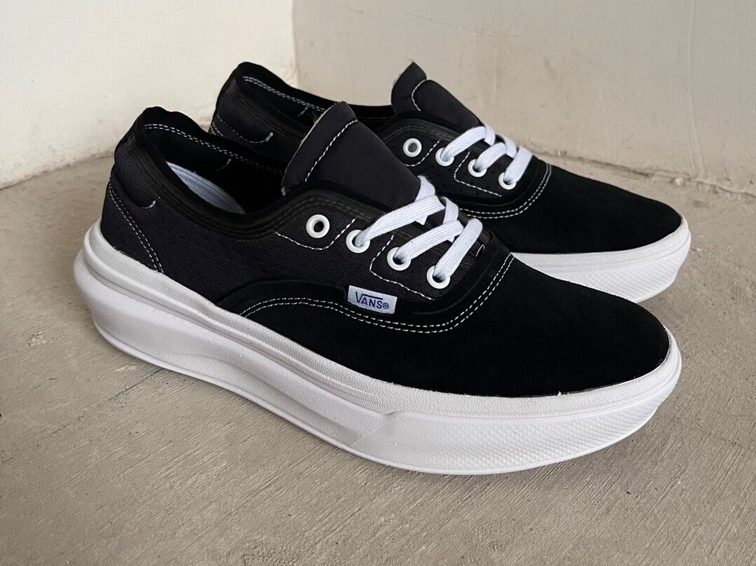 听我的！黑色帆布鞋才是经典百搭永不过时！！