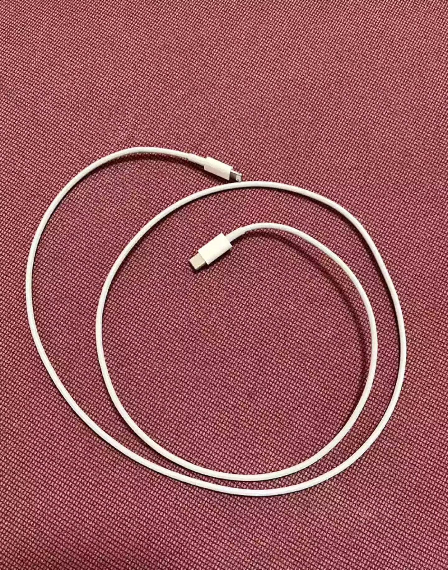 升级你的充电体验！原装TypeC转lightning数据线让你快人一步！💥💻🔌