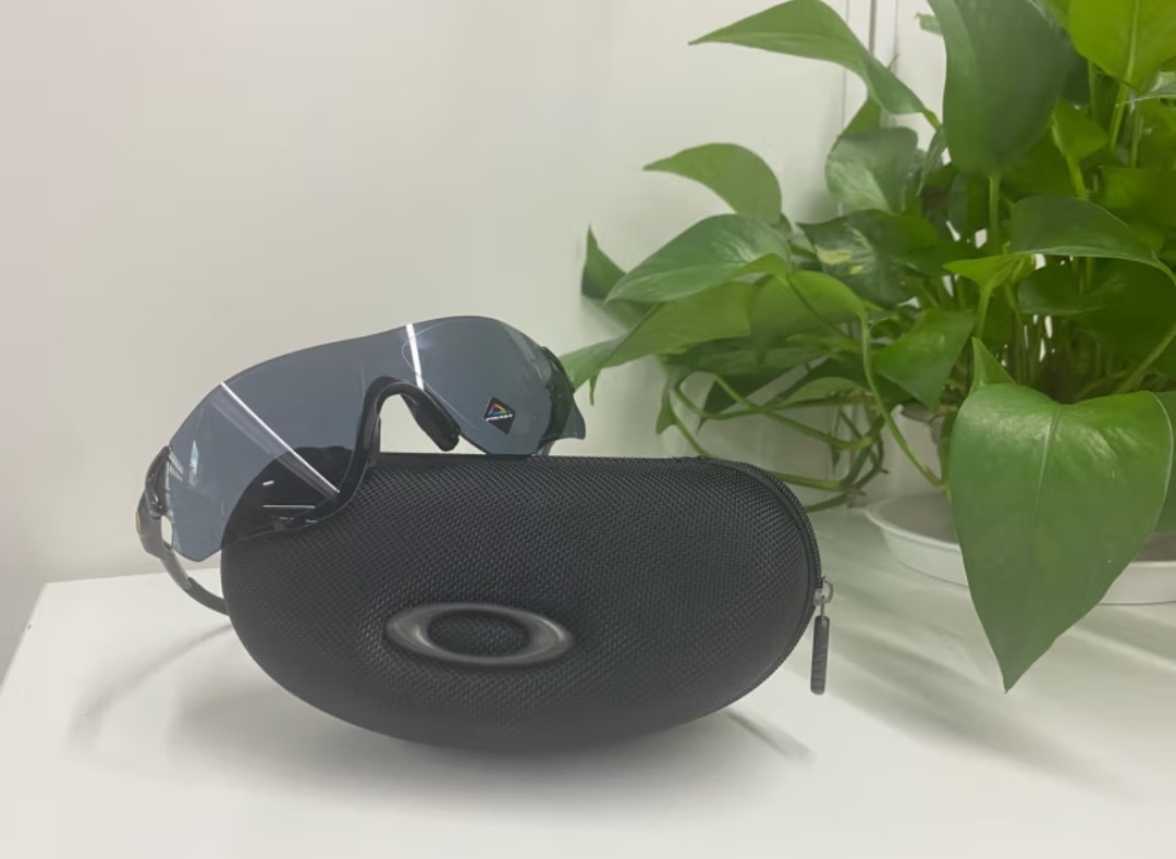 我与欧克利眼镜的故事