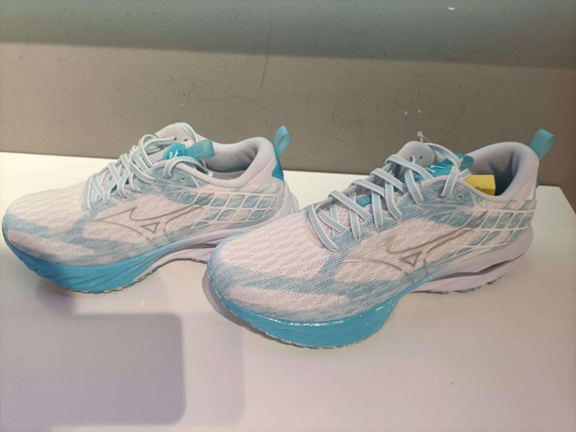 穿上Mizuno INSPIRE 20跑鞋，开启新征程👟