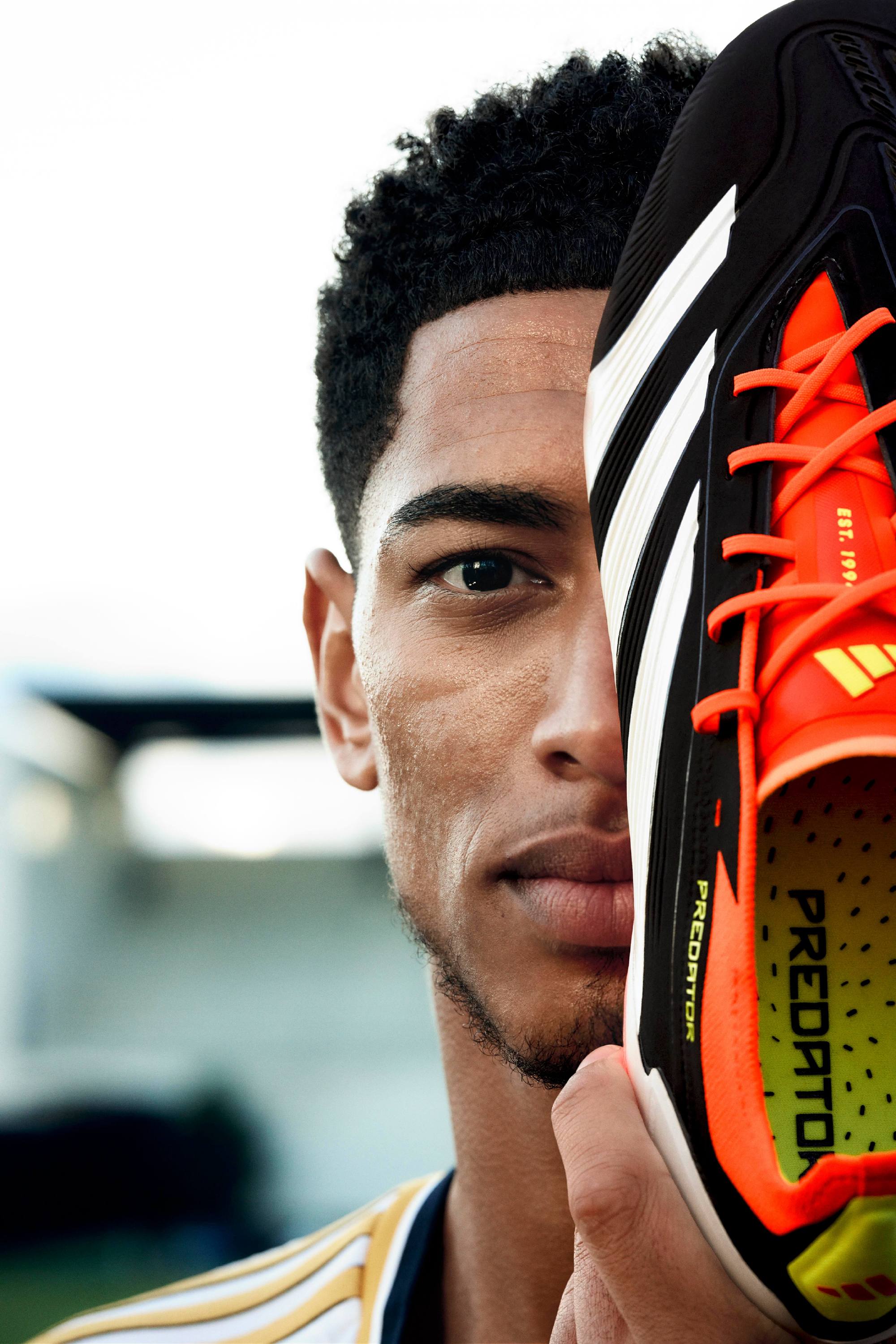 致敬经典！adidas 猎鹰最新成员 Predator 24 现已登场！