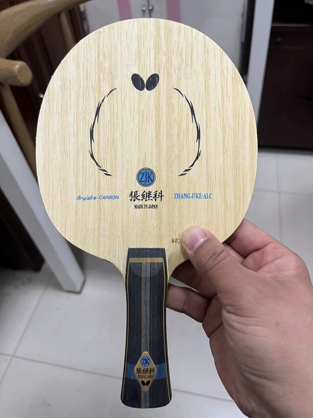 张继科同款的拍子真帅。