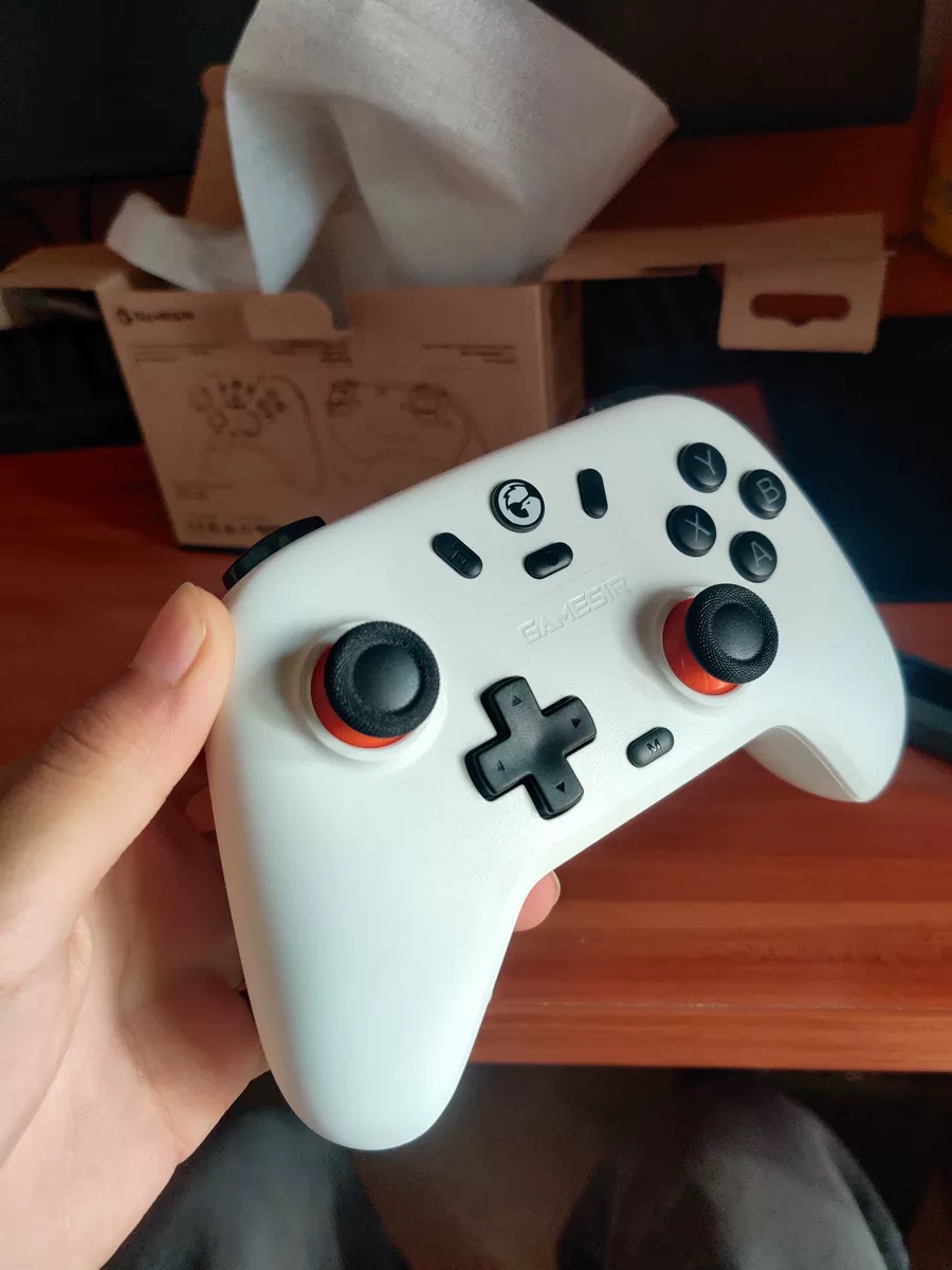 冬天宅在家里，没有游戏手柄怎么玩的尽兴