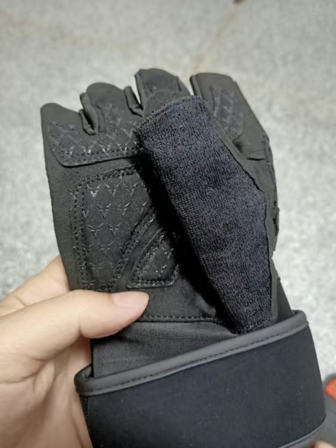 防滑防起老茧的健身手套🧤