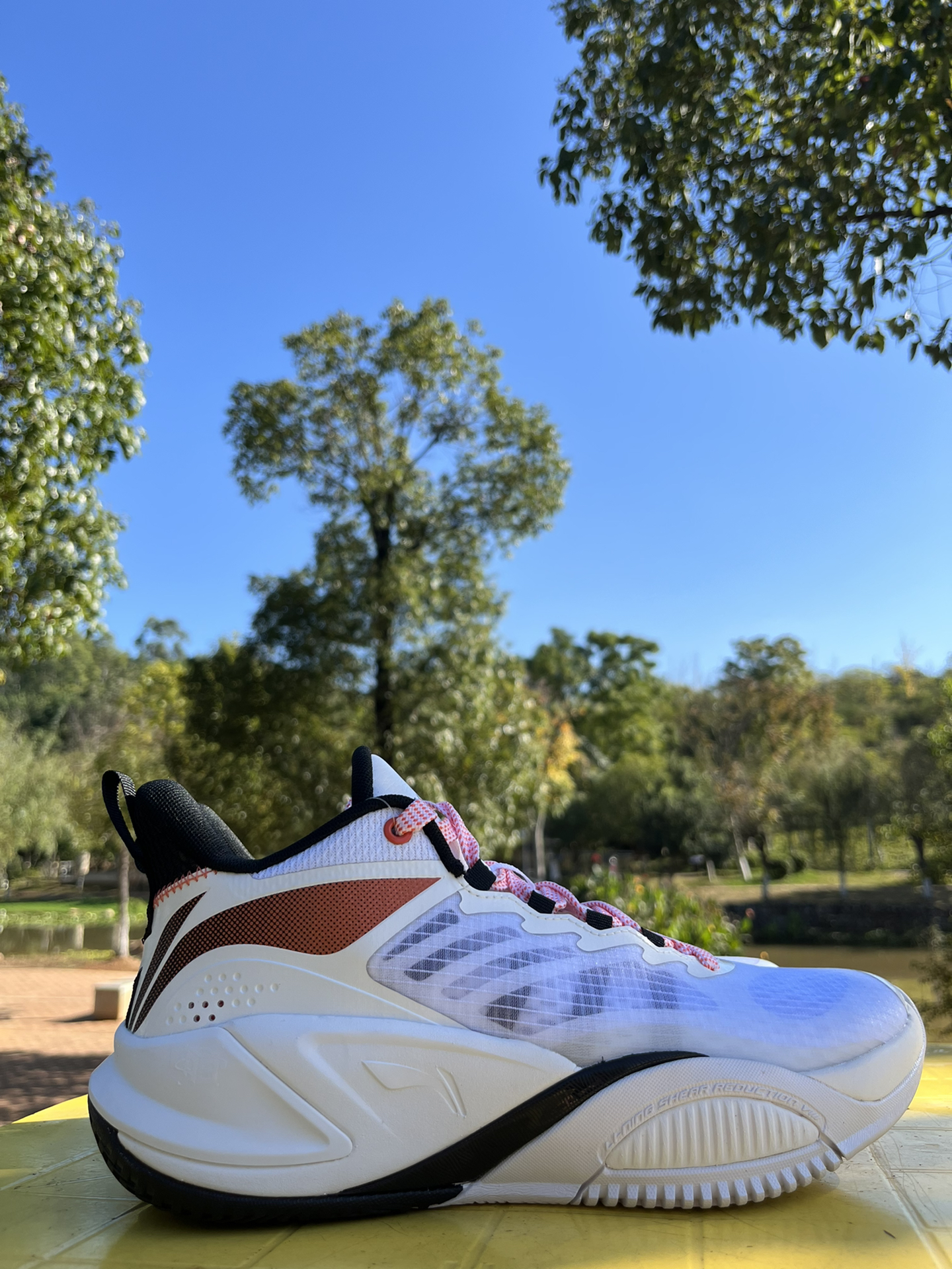 🏀 听说你想要一双超炫的篮球鞋？