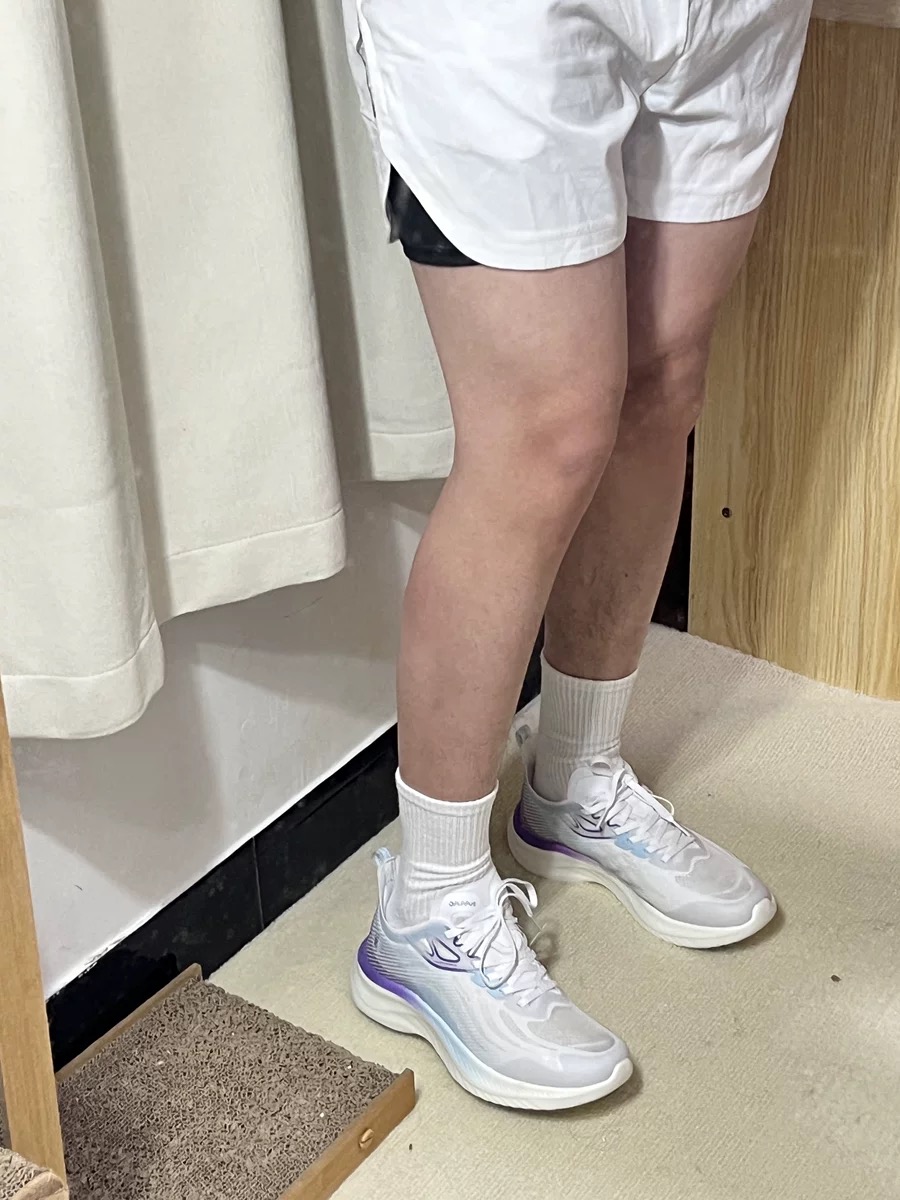 这款跑鞋 颜值真的踩到我心巴上啦