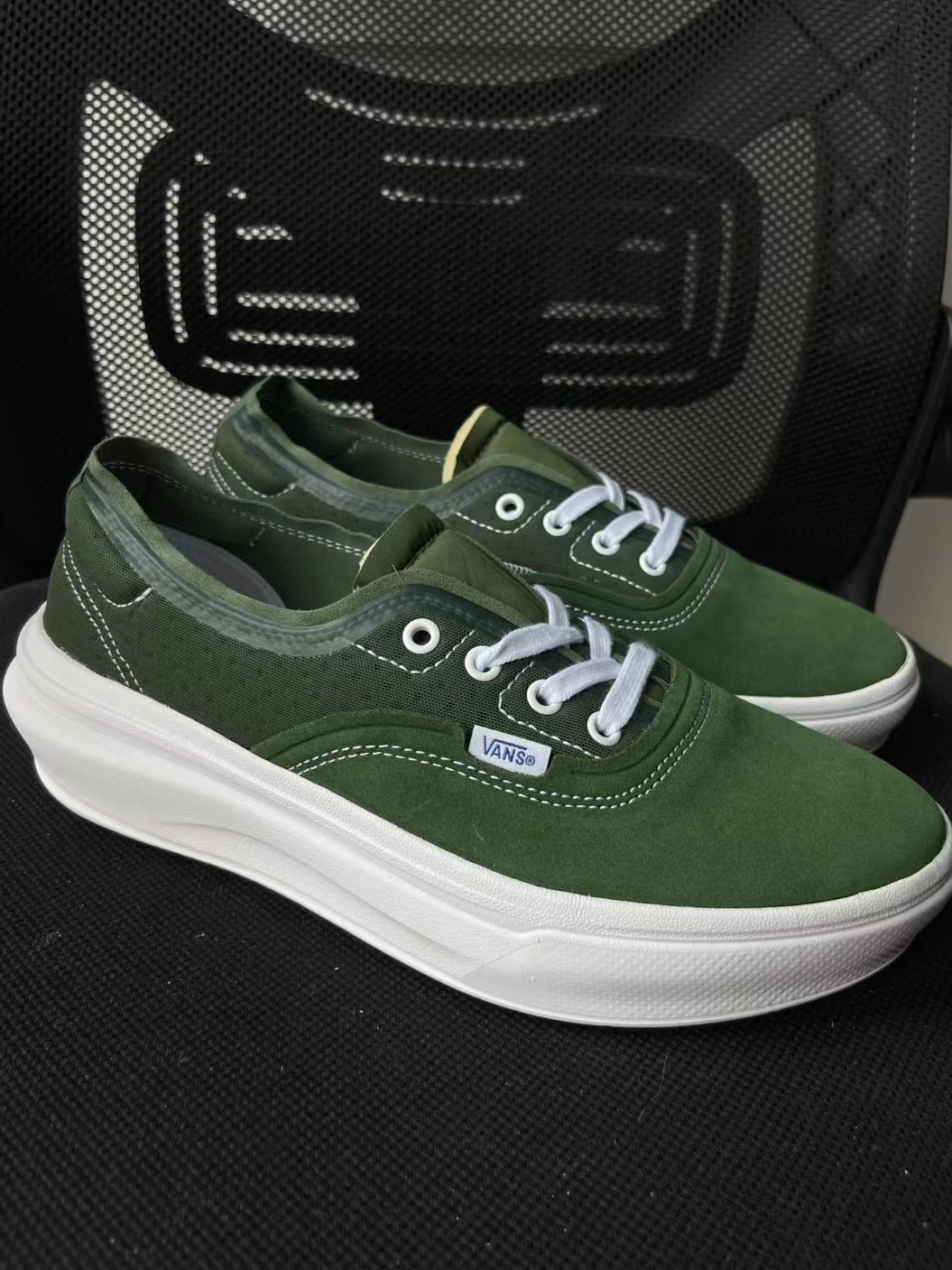 阳光系配色休闲鞋实拍！