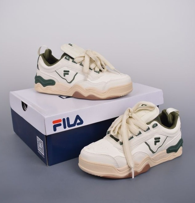 Fila Fusion 斐乐潮牌 Kick 
时尚潮流休闲板鞋