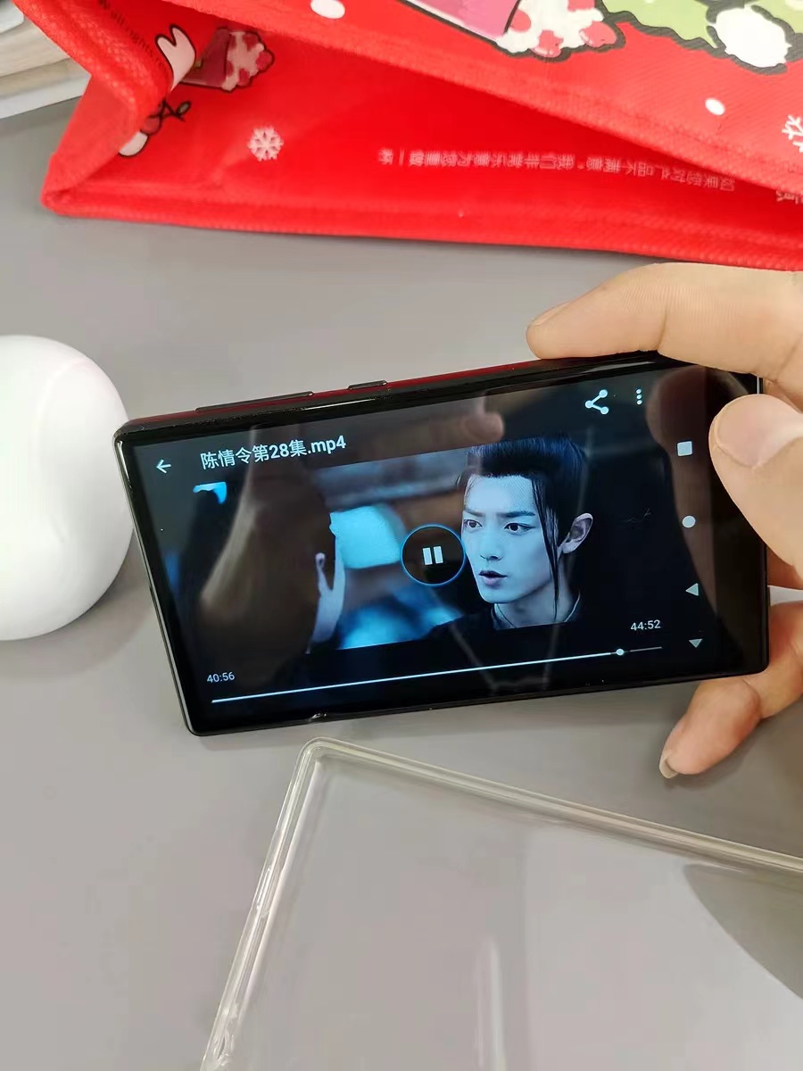 来吧！展示我的新玩具~