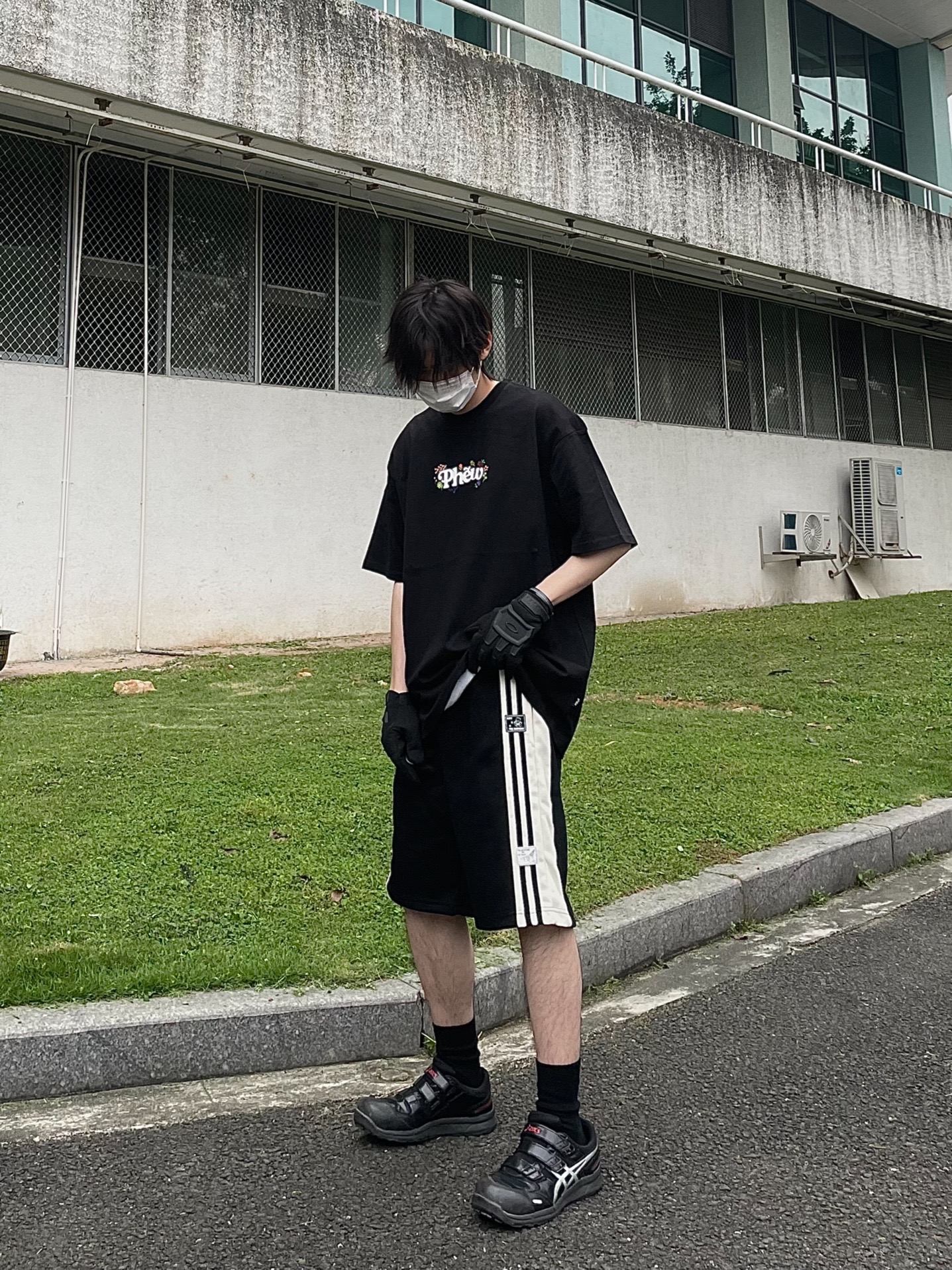 丑帅丑帅的亚瑟士作业鞋👟就很酷啊