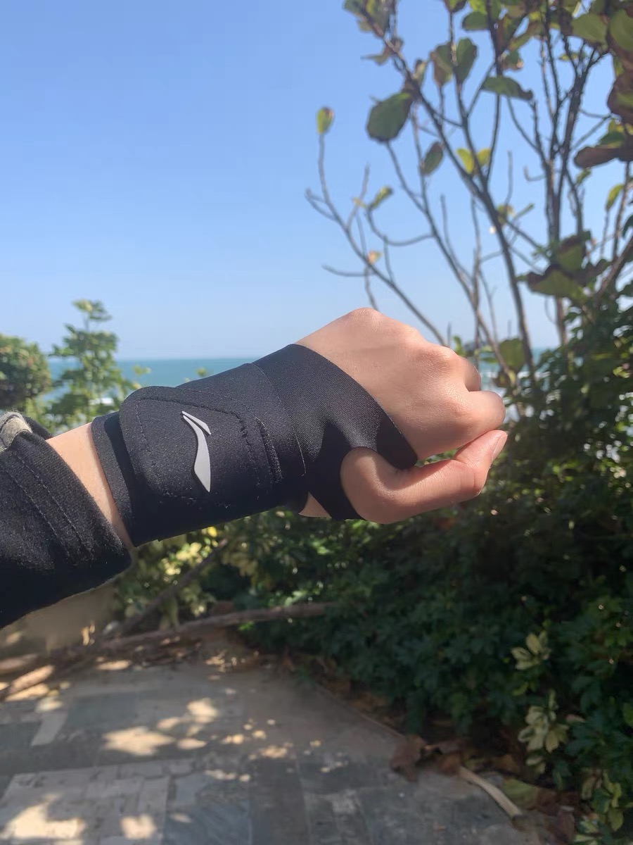 适合羽球人的护腕