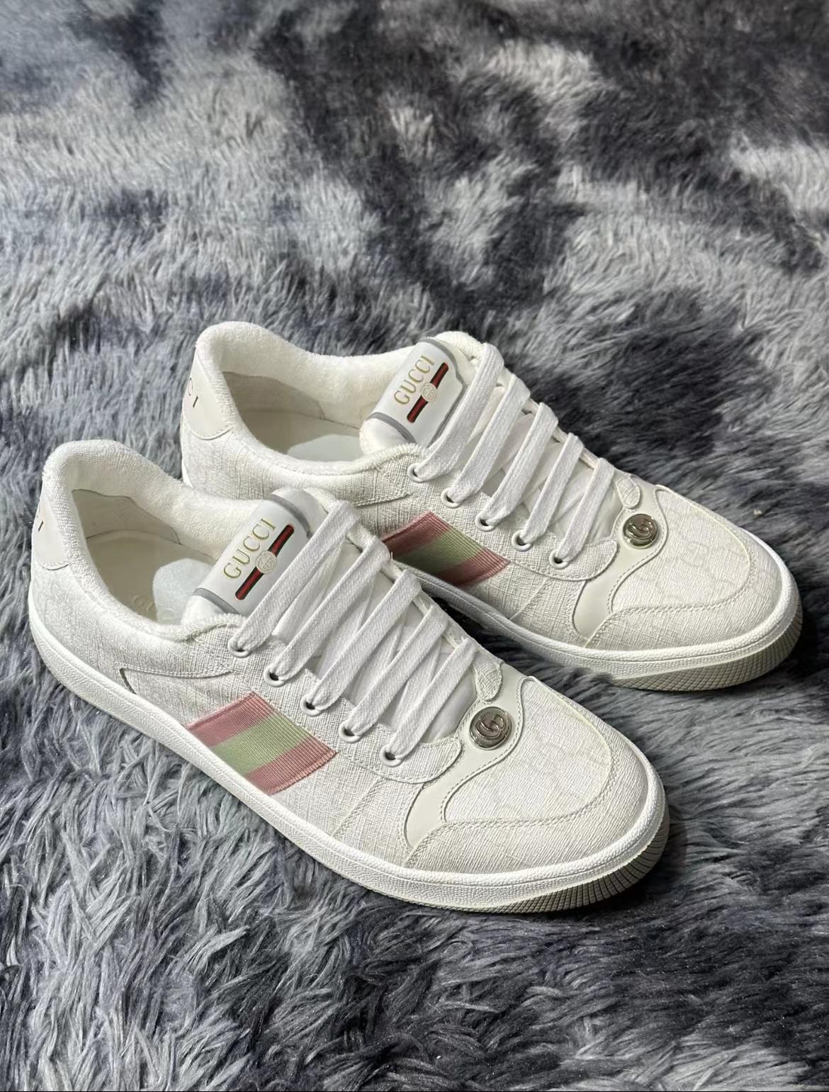 Gucci板鞋新款配色来啦