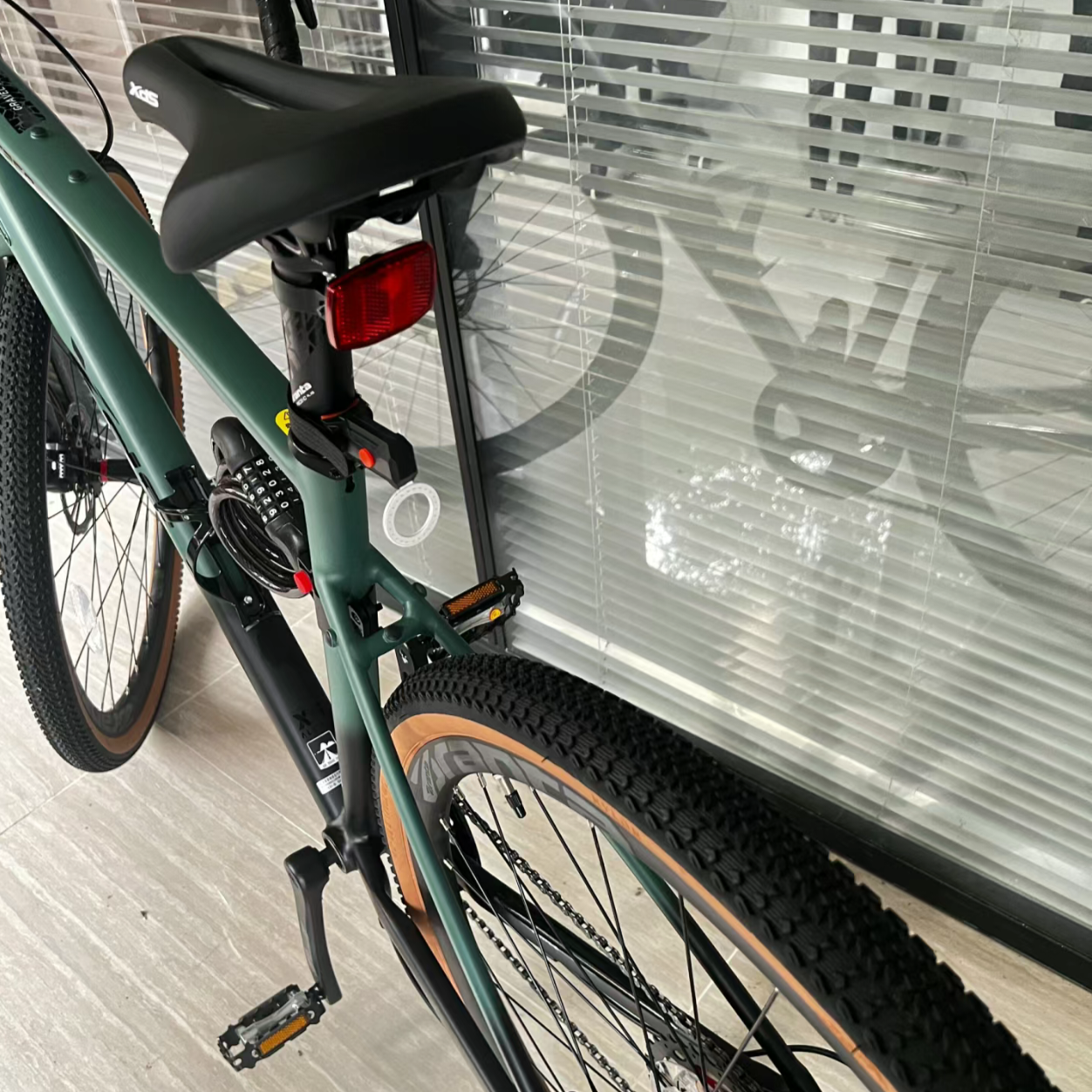 外形炫酷的公路车