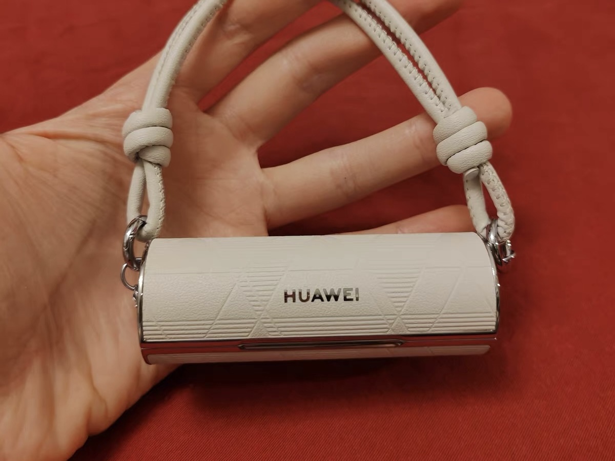 唇间音符，优雅绽放！