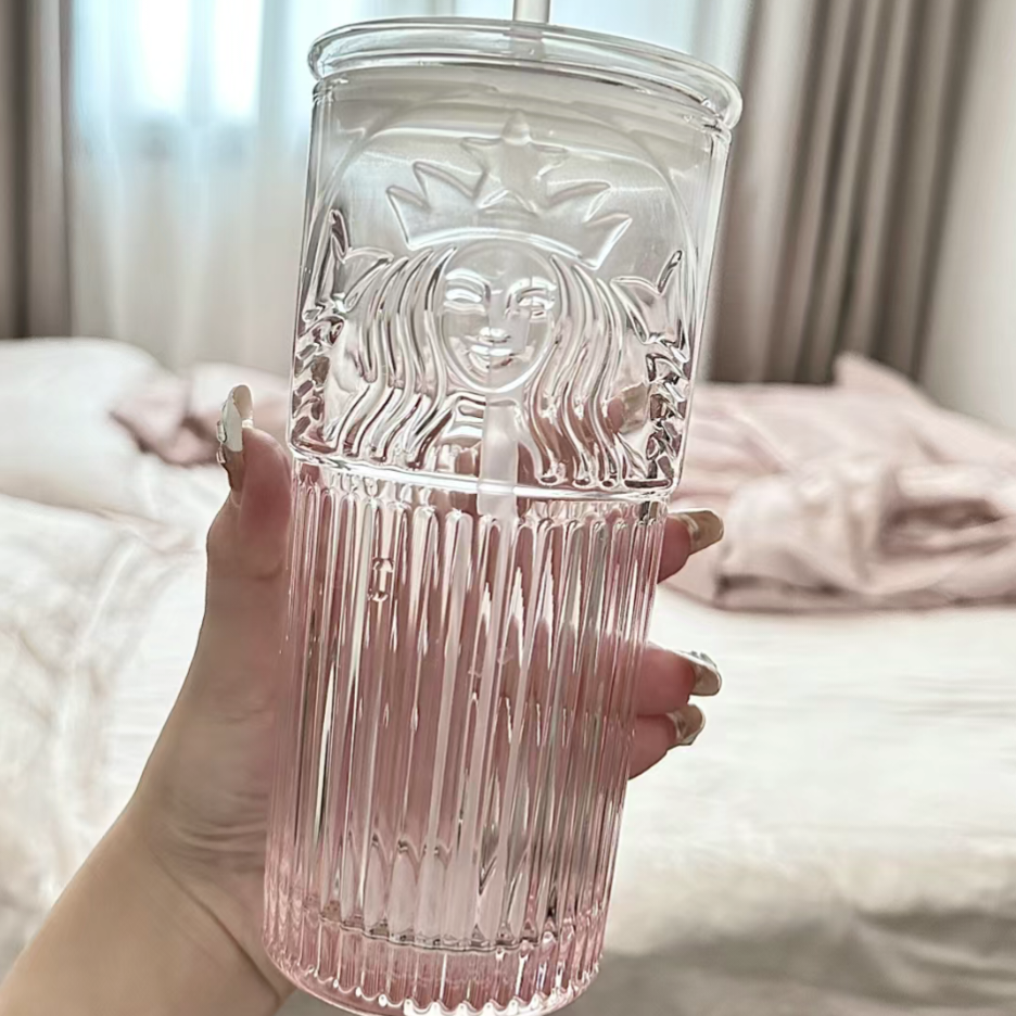 好看精细的桃花杯