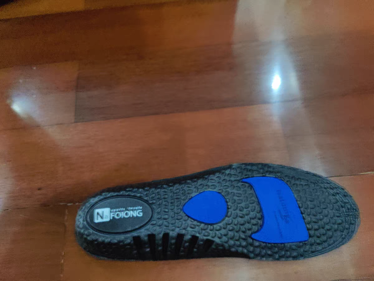 满满的踩屎感太舒服了
