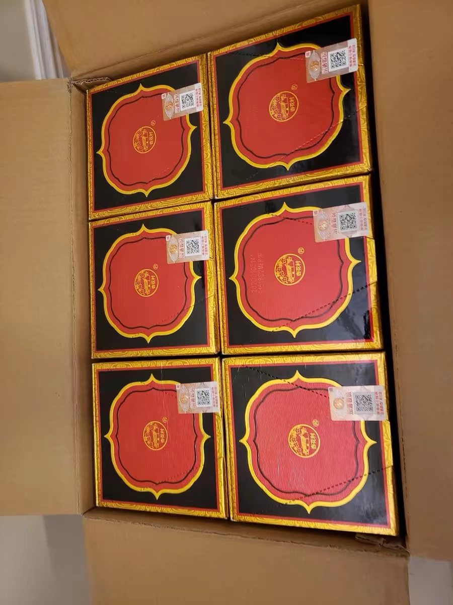  汾酒老白汾品尝白酒的醇香