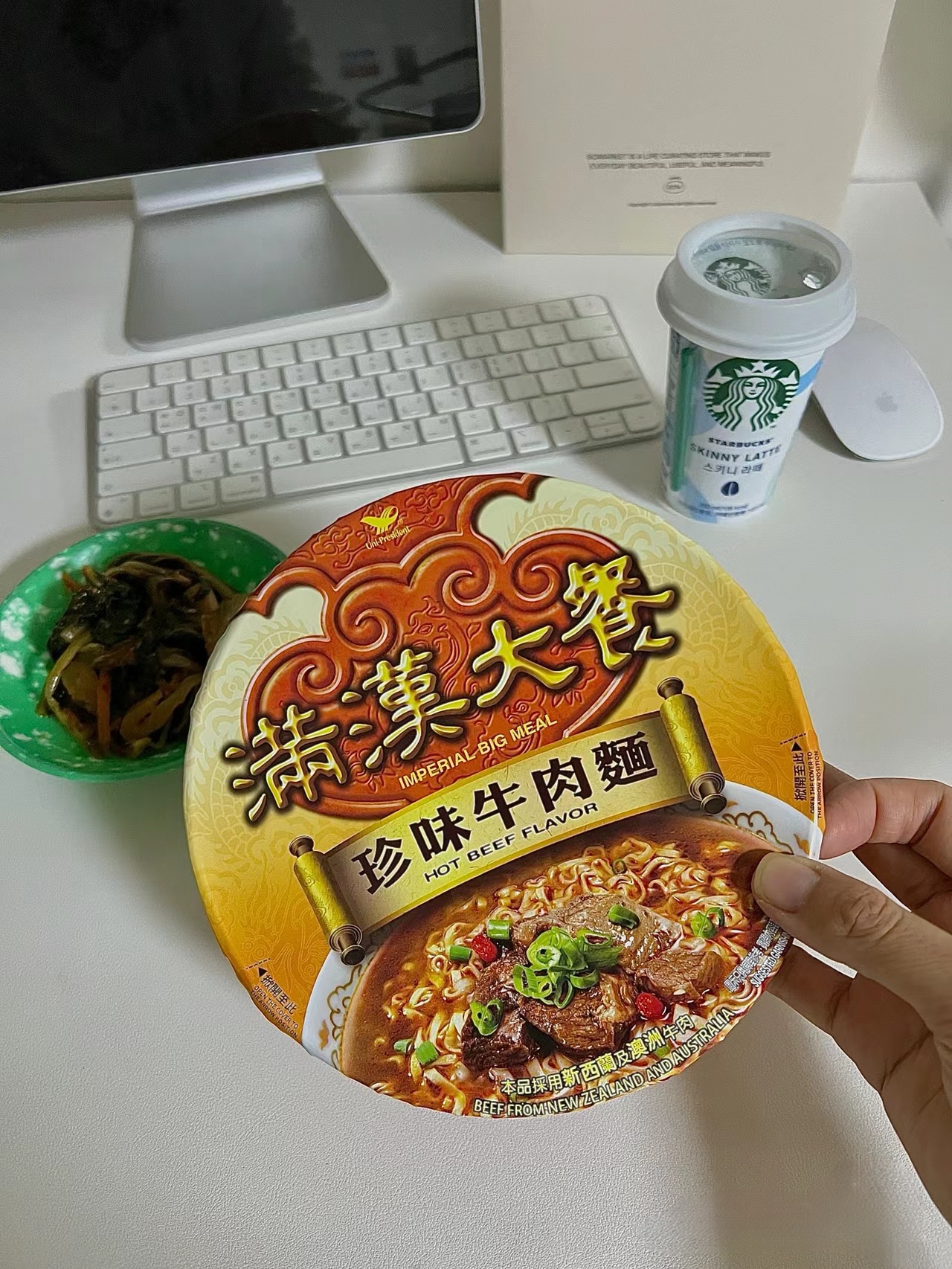 泡面中的战斗机！