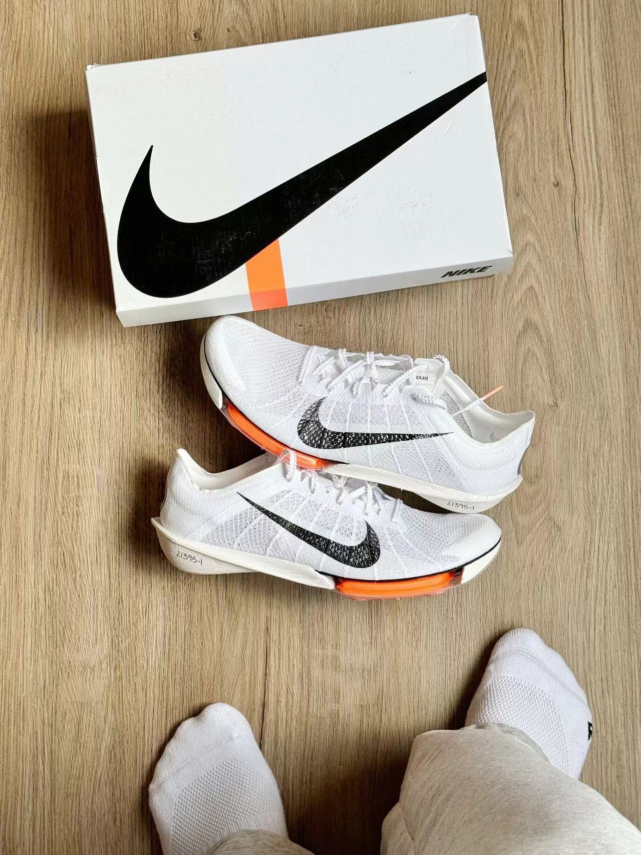 Nike 胜利2代 钉鞋改变还挺大，给大家分享一下我的穿着感受！