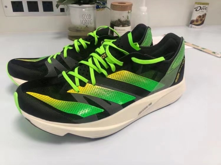 Adidas Adizero Takumi Sen 8黑绿