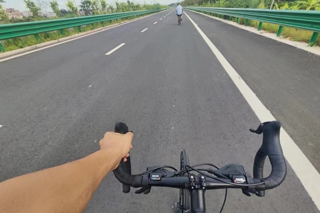 物超所值的一款公路车