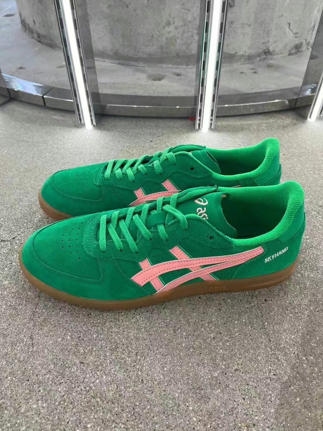Asics Skyhand OG