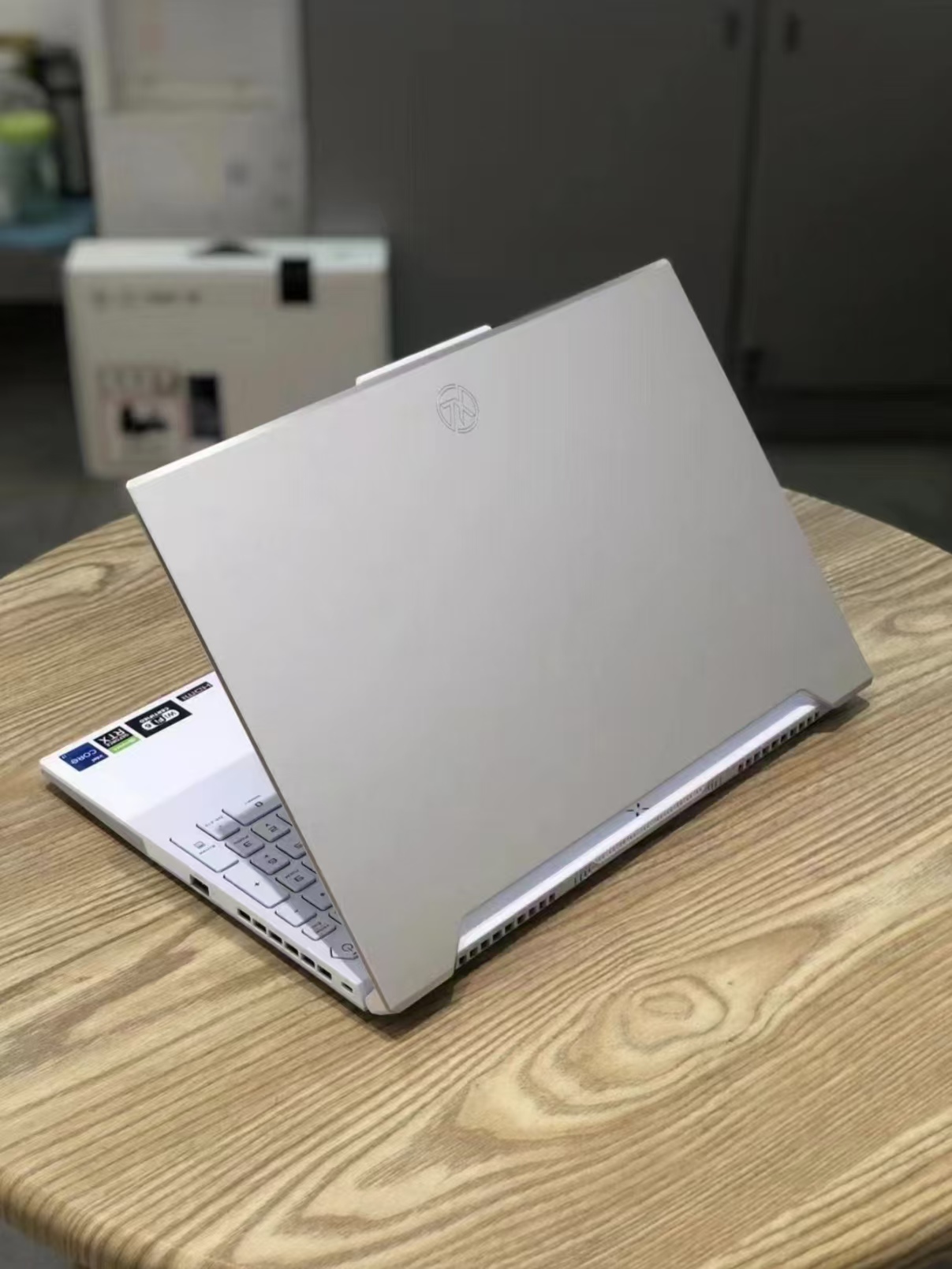 2024轻薄高算力全能本