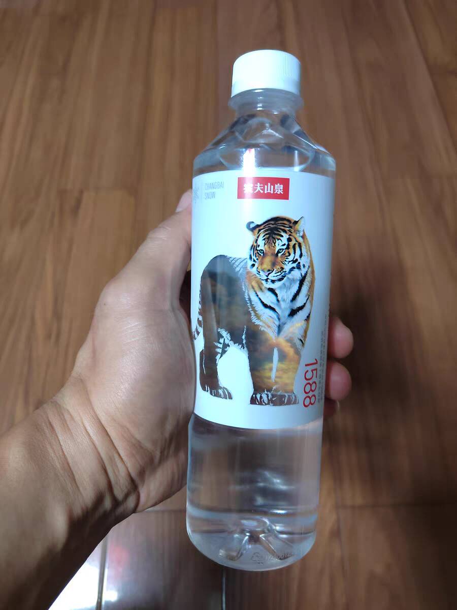 让我感到身心舒畅的矿泉水！