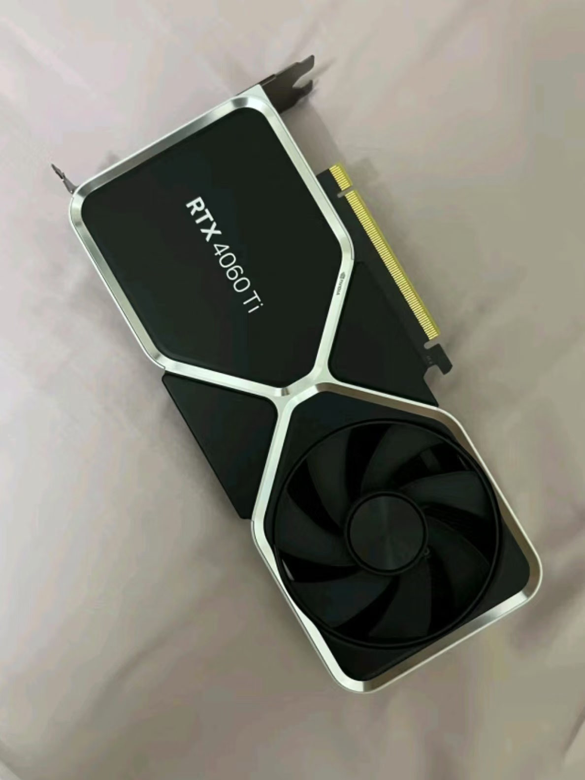 手慢无英伟达公版显卡限时优惠！
