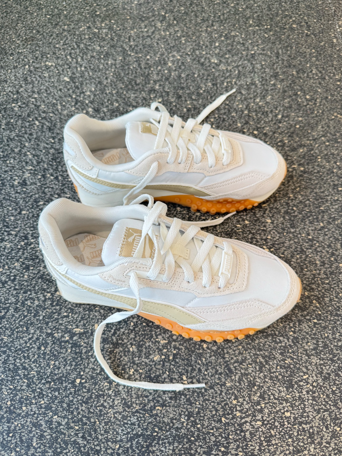 PUMA🐙章鱼鞋 非常适合初秋的米色