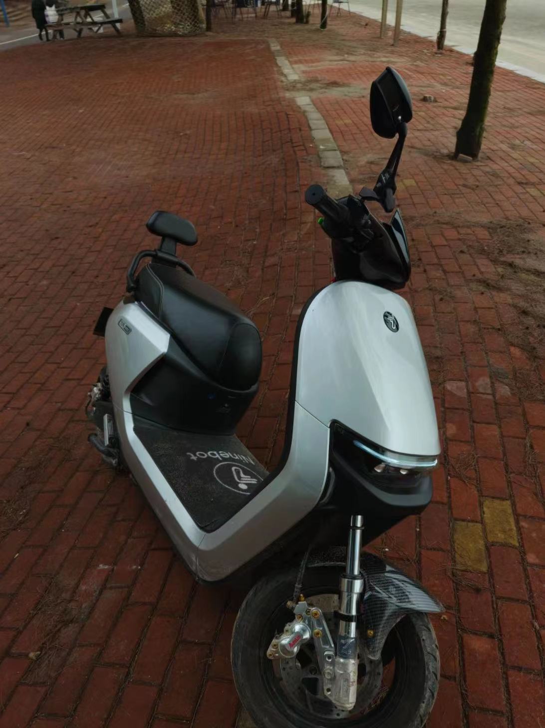 一眼心动，九号电动摩托车的设计太令人心动了