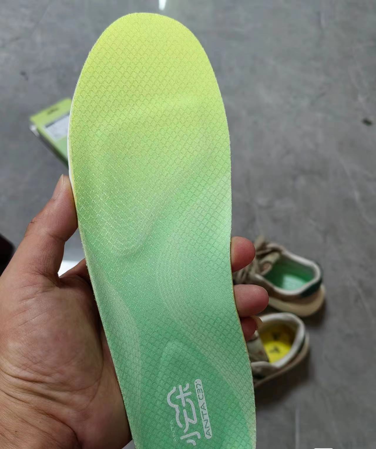 安踏小云朵鞋垫商品推荐，这脚感太绝啦😍