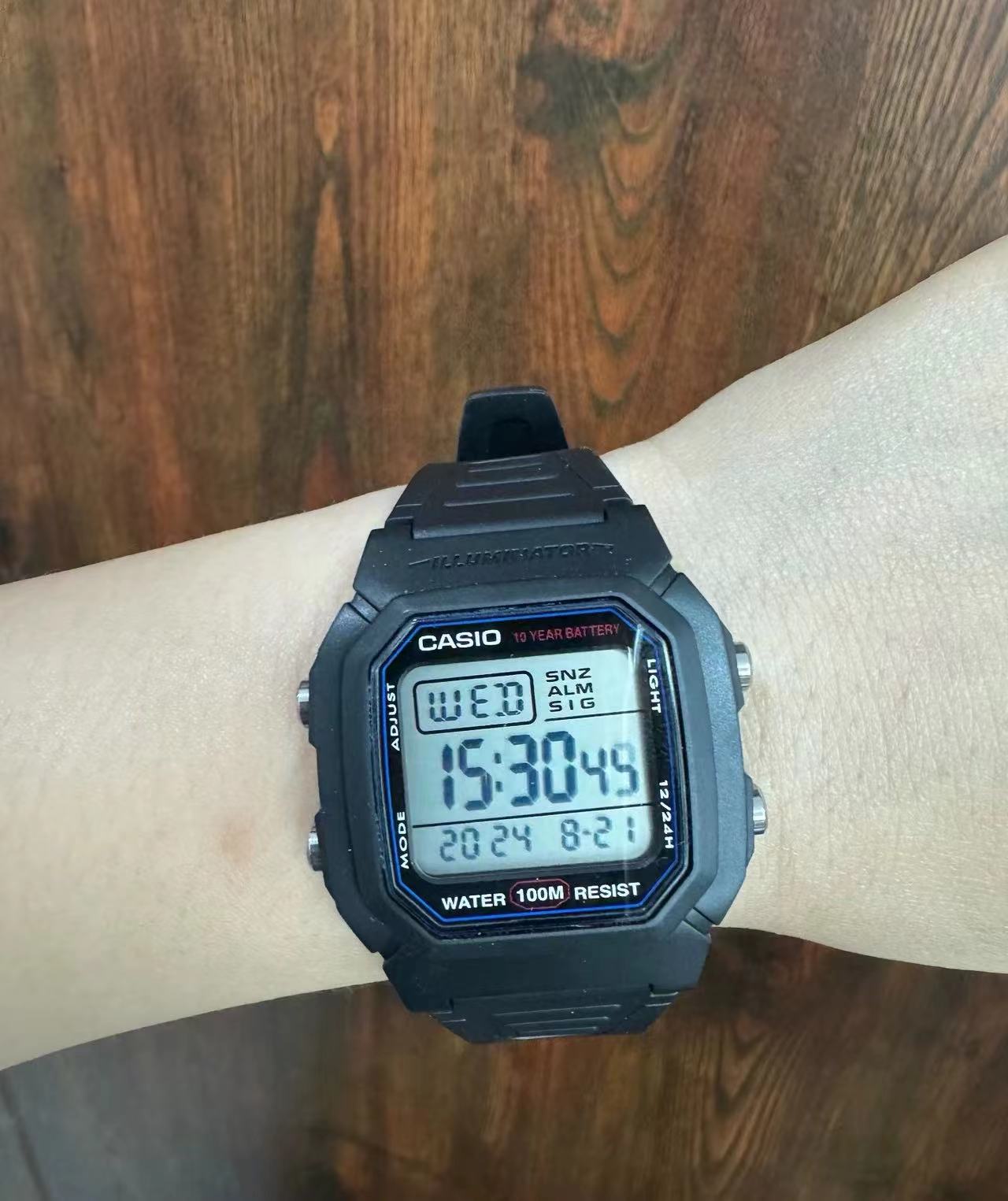超火的卡西欧石英手表，这手感真的太棒啦😍