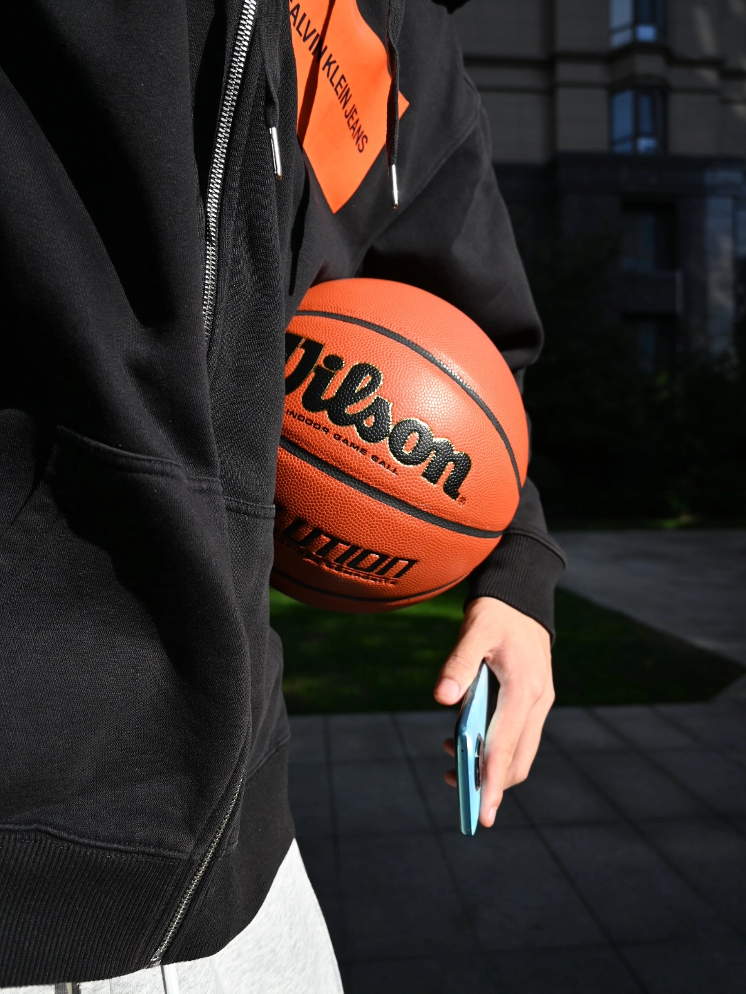 别问我这样穿带篮球🏀干嘛？