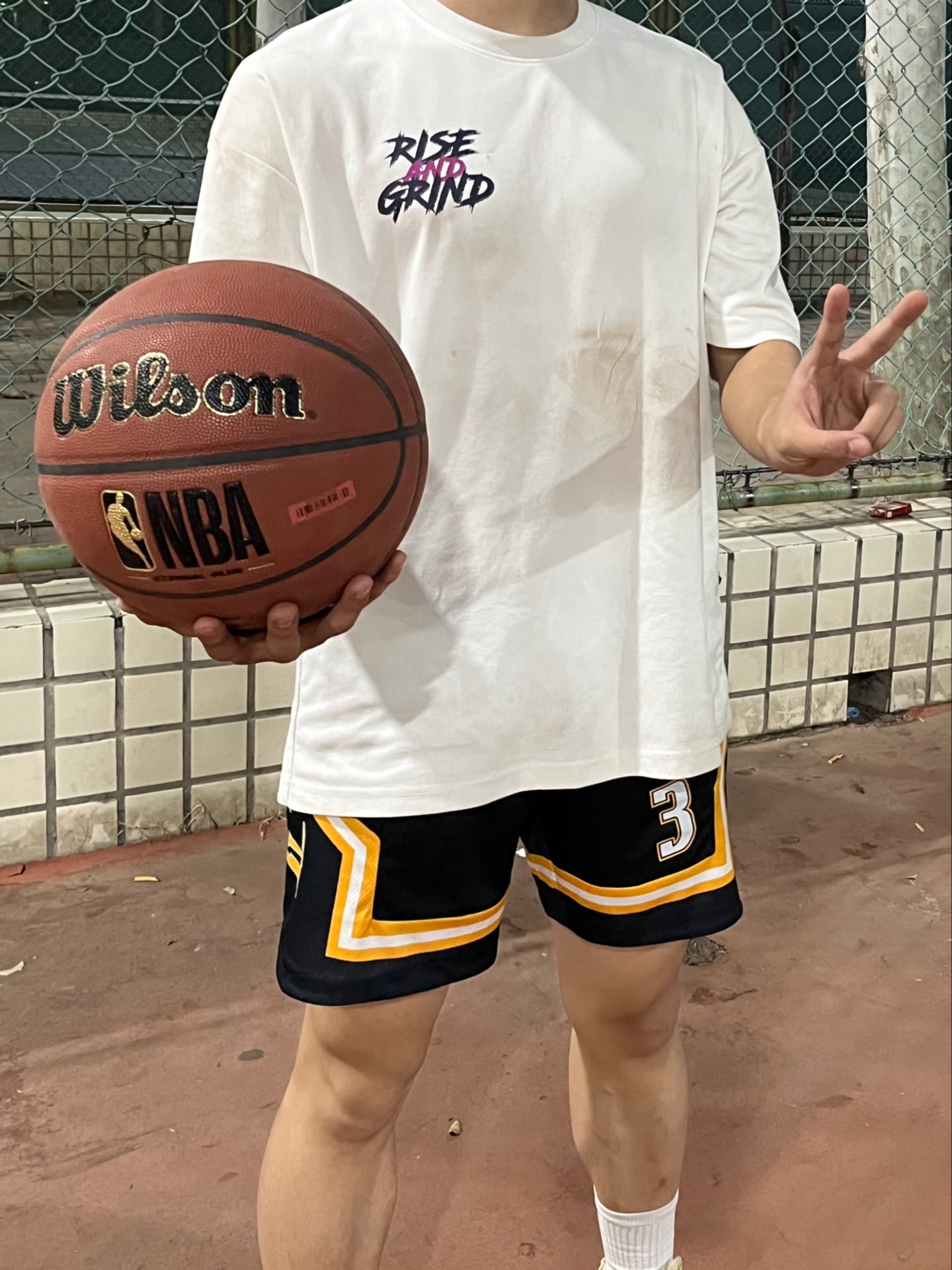 这球手感真不是盖的！！不愧是NBA指定用球🏀
